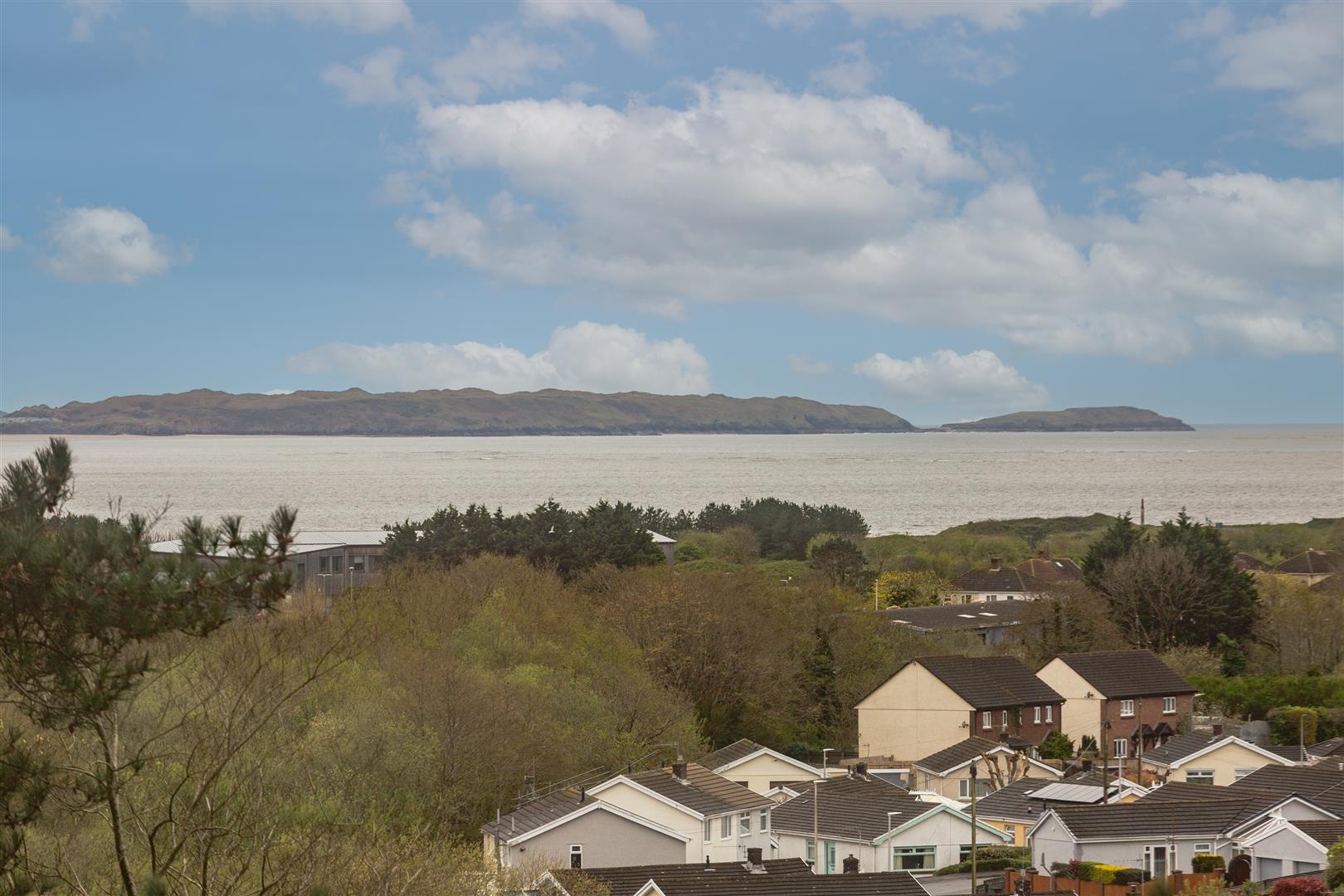 Maes Gwdig, Burry Port, SA16 0TG